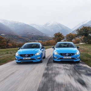 2017-volvo-s60-polestar_100596641_h.jpg