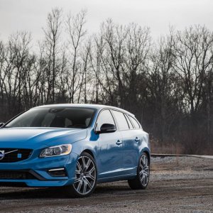 2017-Volvo-V60-Polestar-111.jpg